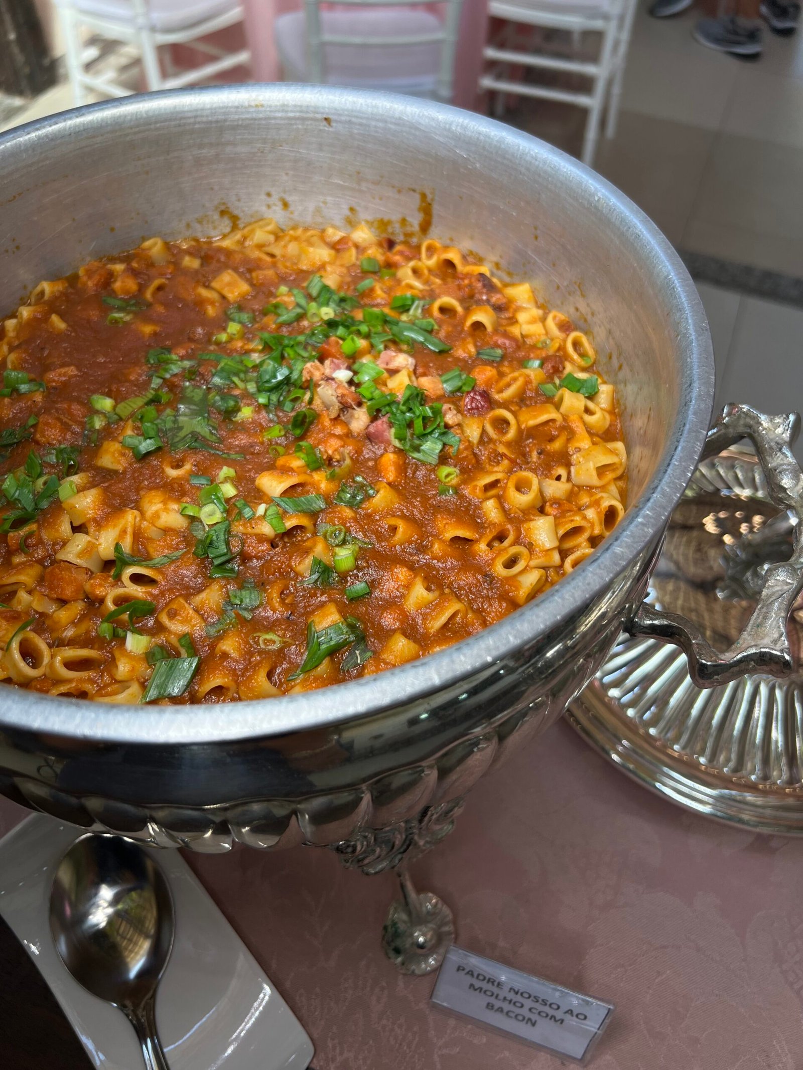 Massa ao molho vermelho preparada para o Buffet de Massas
